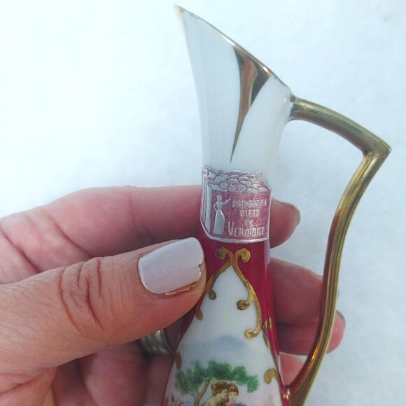 Vintage Limoges Porcelain Vases Burgundy Circa 1970's La Reine Hand Painted gift - Picture 2 of 9